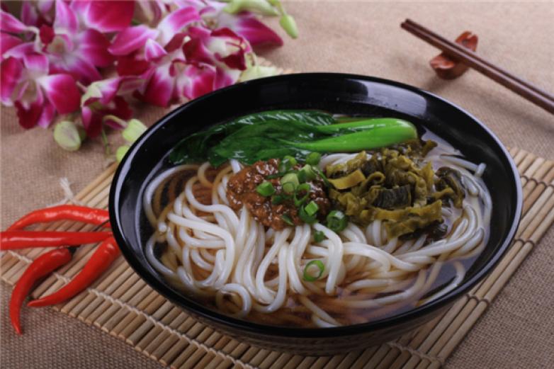 黄果树牛肉米线